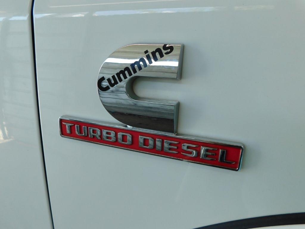 RAM 3500 Laramie Crew Cab SWB 4WD 2020
