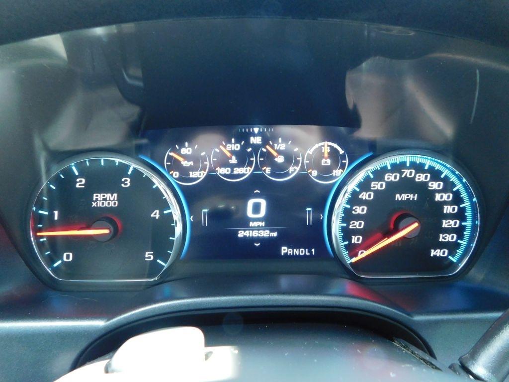 GMC Sierra 2500HD Denali Crew Cab 4WD 2017