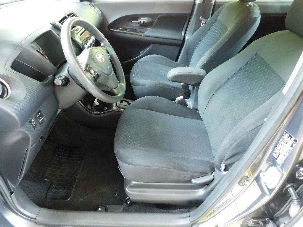 Scion xD 5-Door 2009
