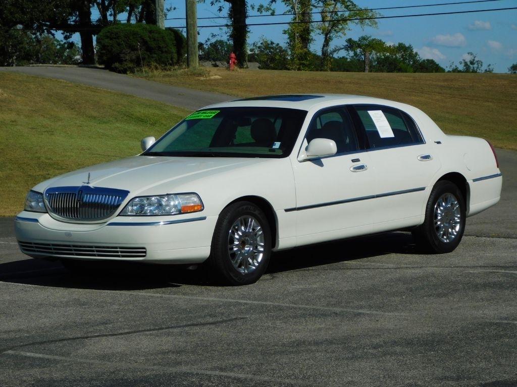 Lincoln Town Car Signature Limited 2006