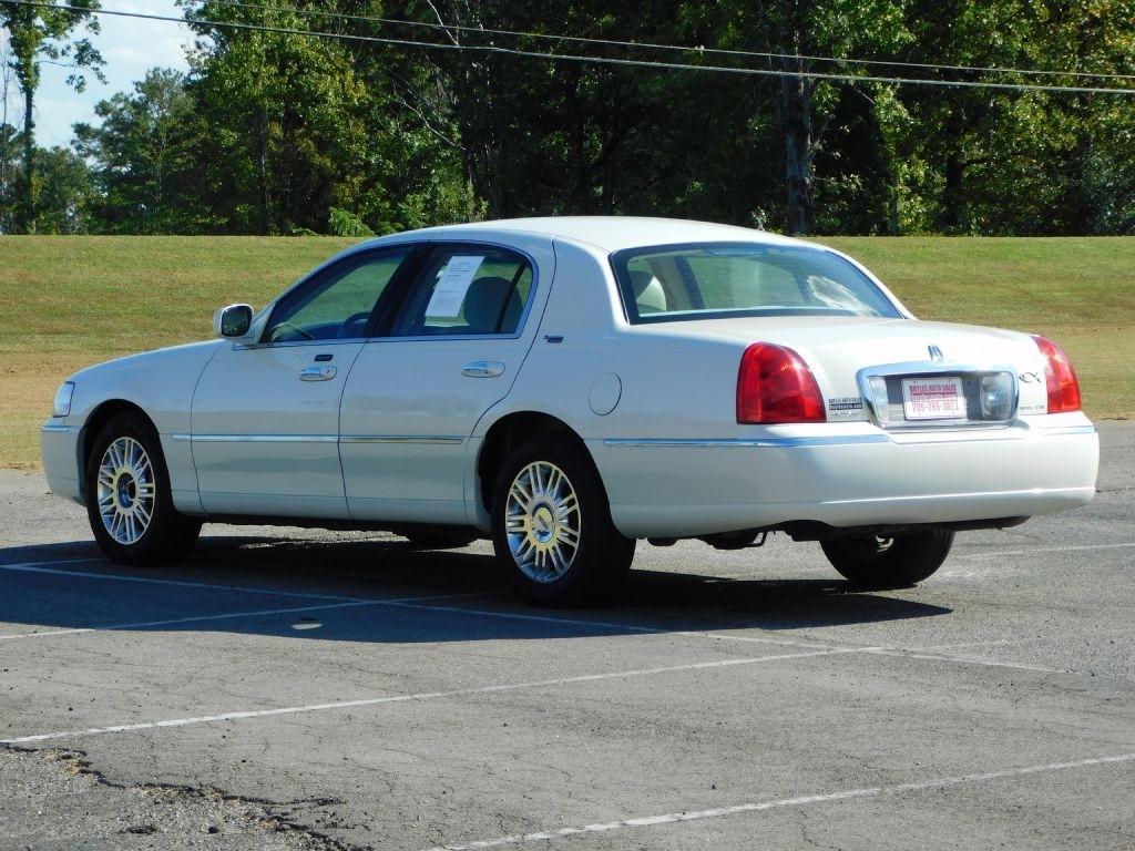 Lincoln Town Car Signature Limited 2006