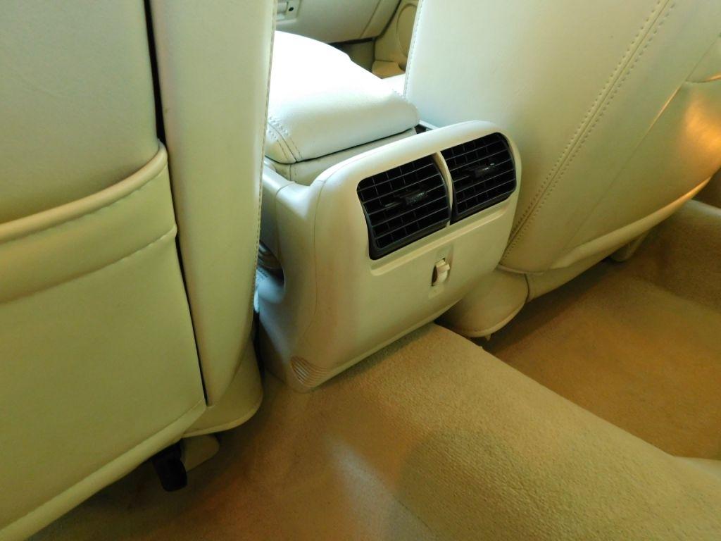 Lincoln Town Car Signature Limited 2006