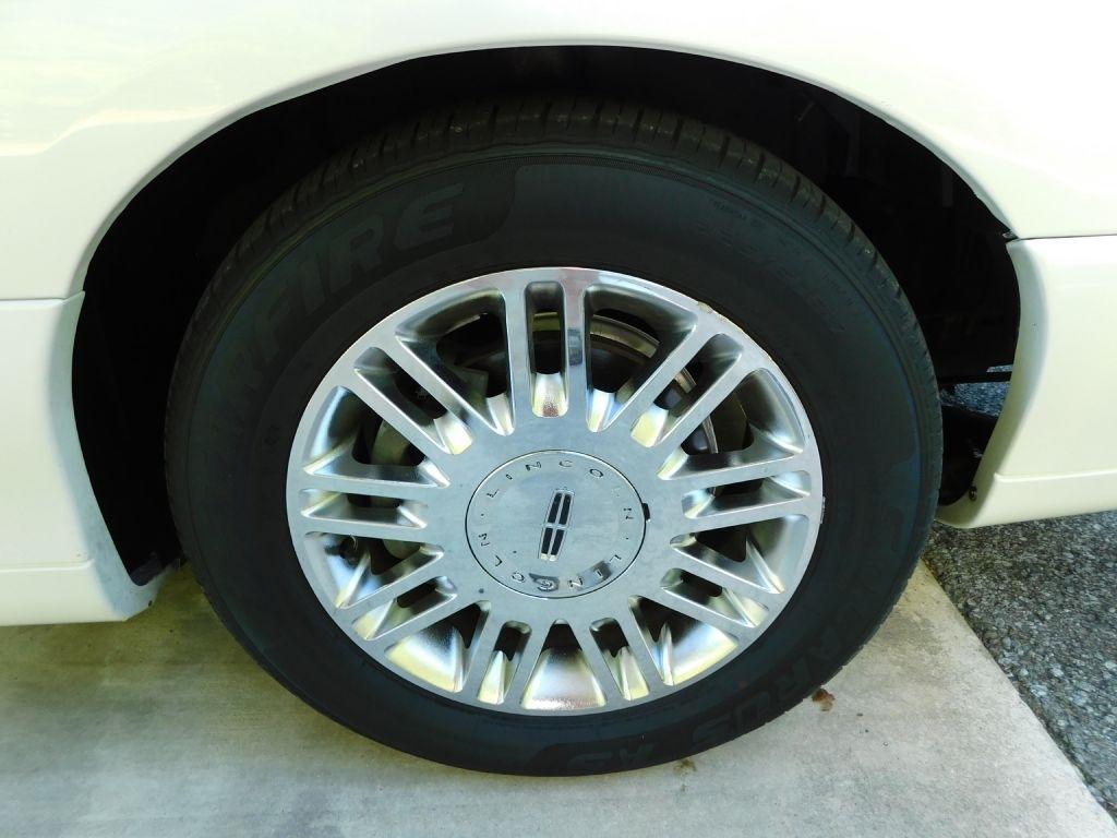 Lincoln Town Car Signature Limited 2006