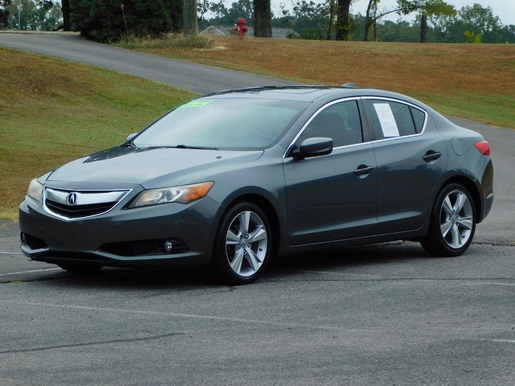 Acura ILX 5-Spd AT w/ Technology Package 2013