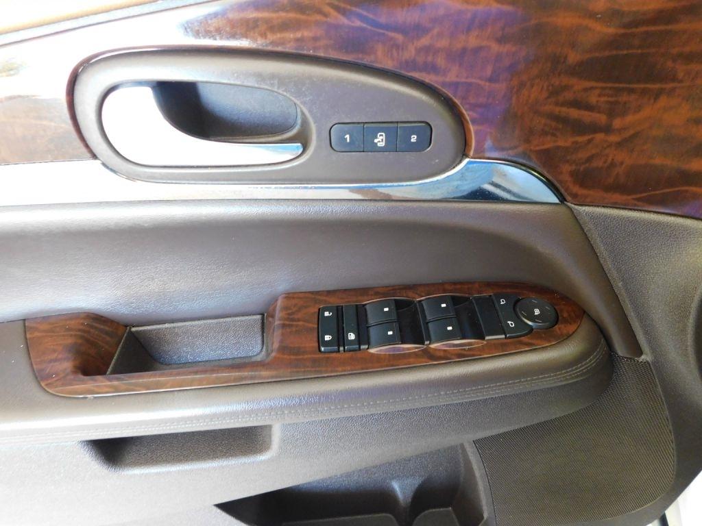 Buick Enclave Leather FWD 2016