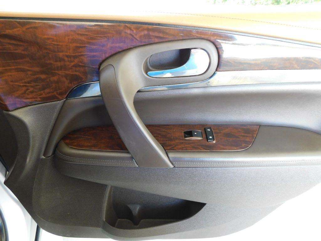 Buick Enclave Leather FWD 2016