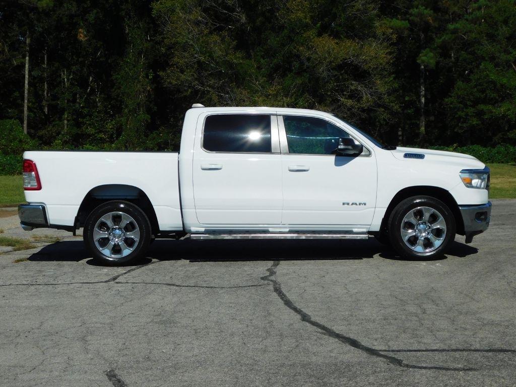 RAM 1500 Big Horn Crew Cab SWB 2WD 2022