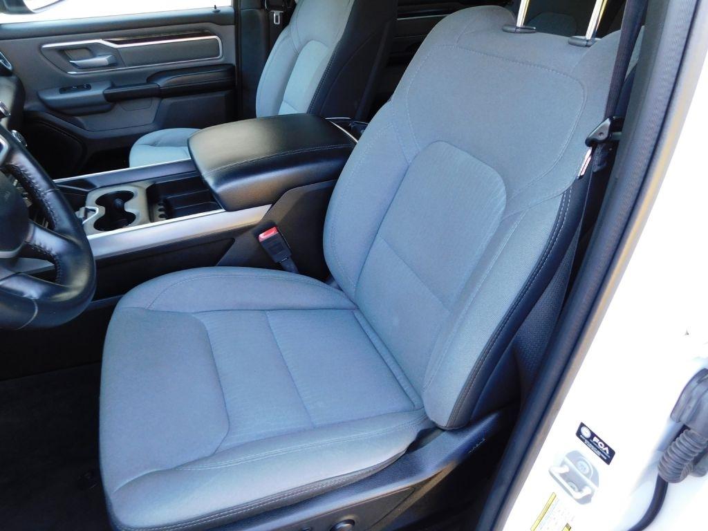 RAM 1500 Big Horn Crew Cab SWB 2WD 2022