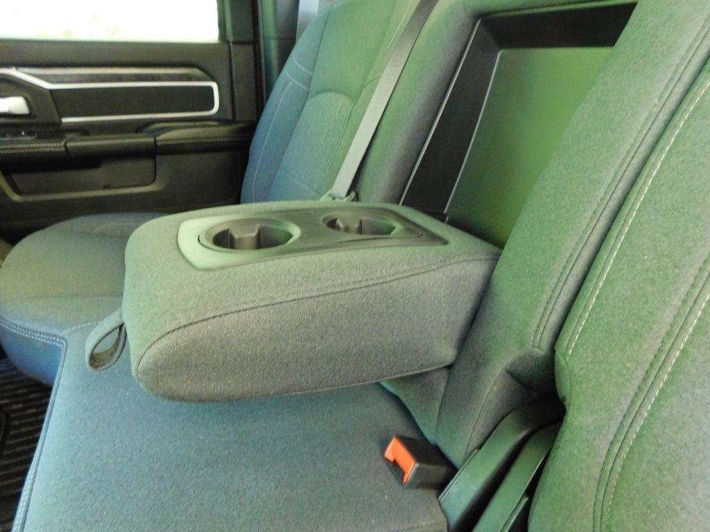 RAM 2500 Tradesman Crew Cab SWB 4WD 2024