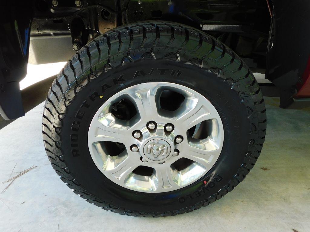 RAM 2500 Tradesman Crew Cab SWB 4WD 2024