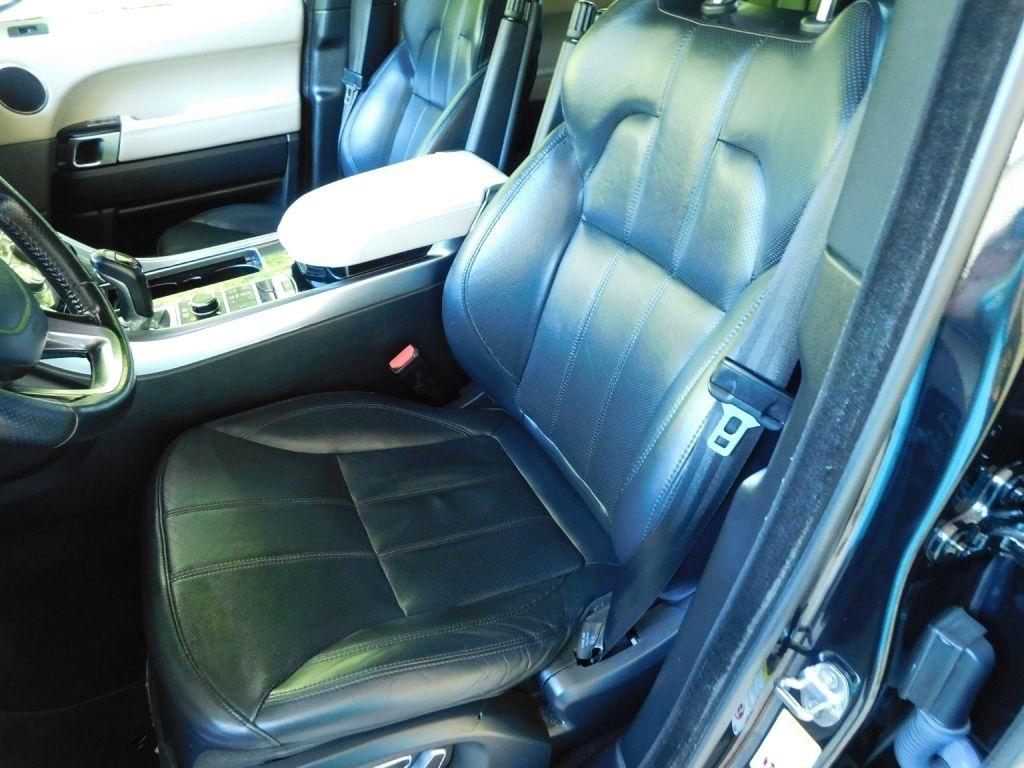 Land Rover Range Rover Sport 3.0L V6 Supercharged SE 2014