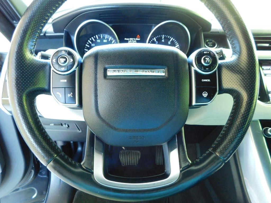 Land Rover Range Rover Sport 3.0L V6 Supercharged SE 2014