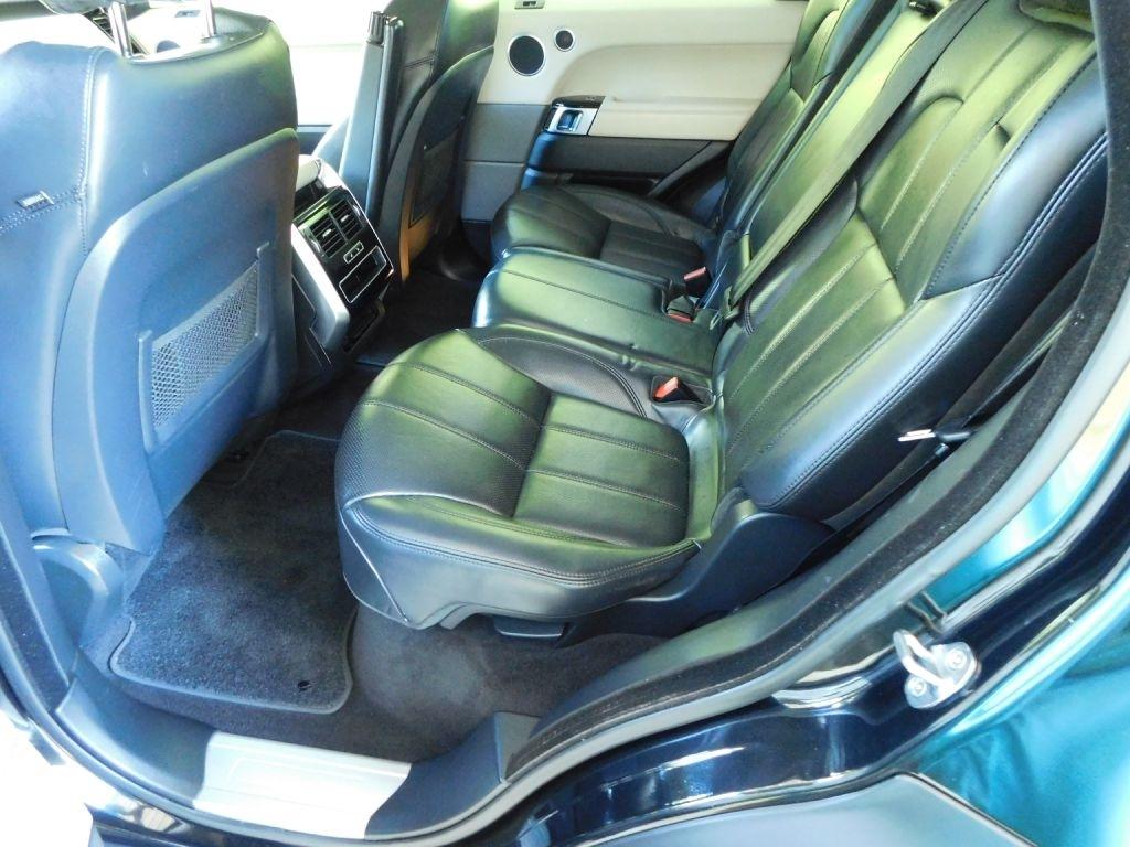 Land Rover Range Rover Sport 3.0L V6 Supercharged SE 2014