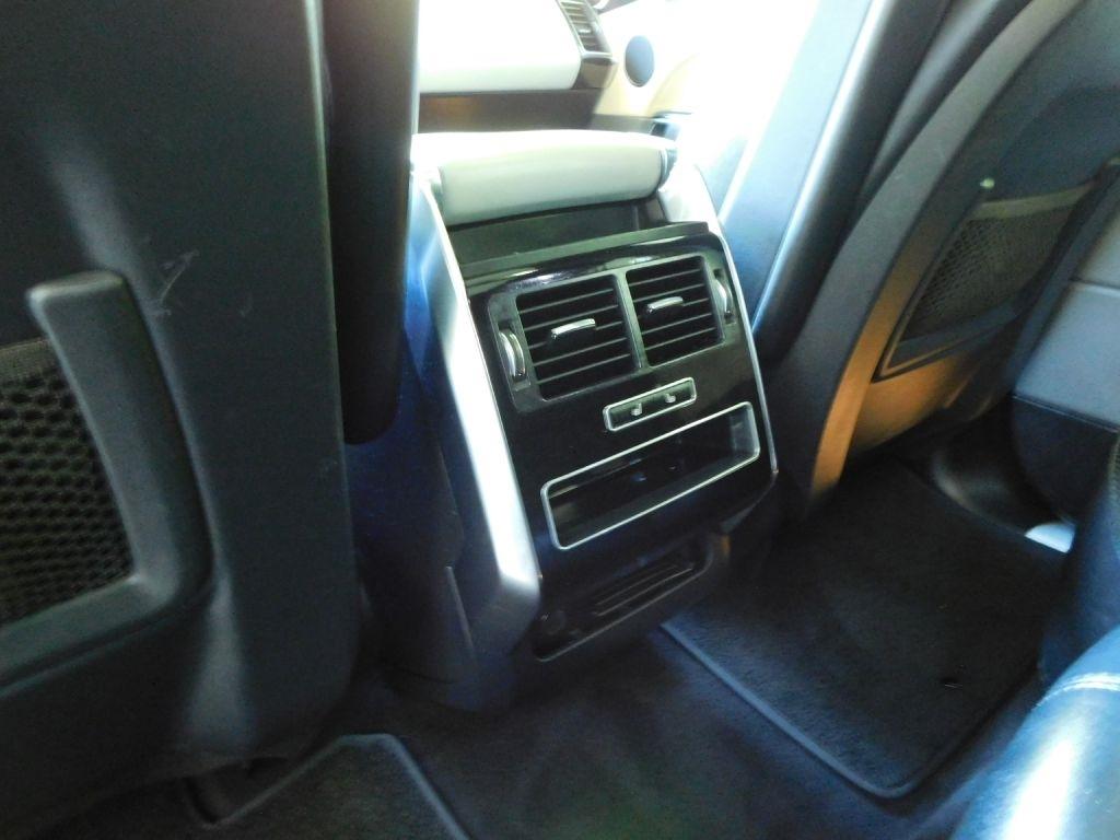Land Rover Range Rover Sport 3.0L V6 Supercharged SE 2014