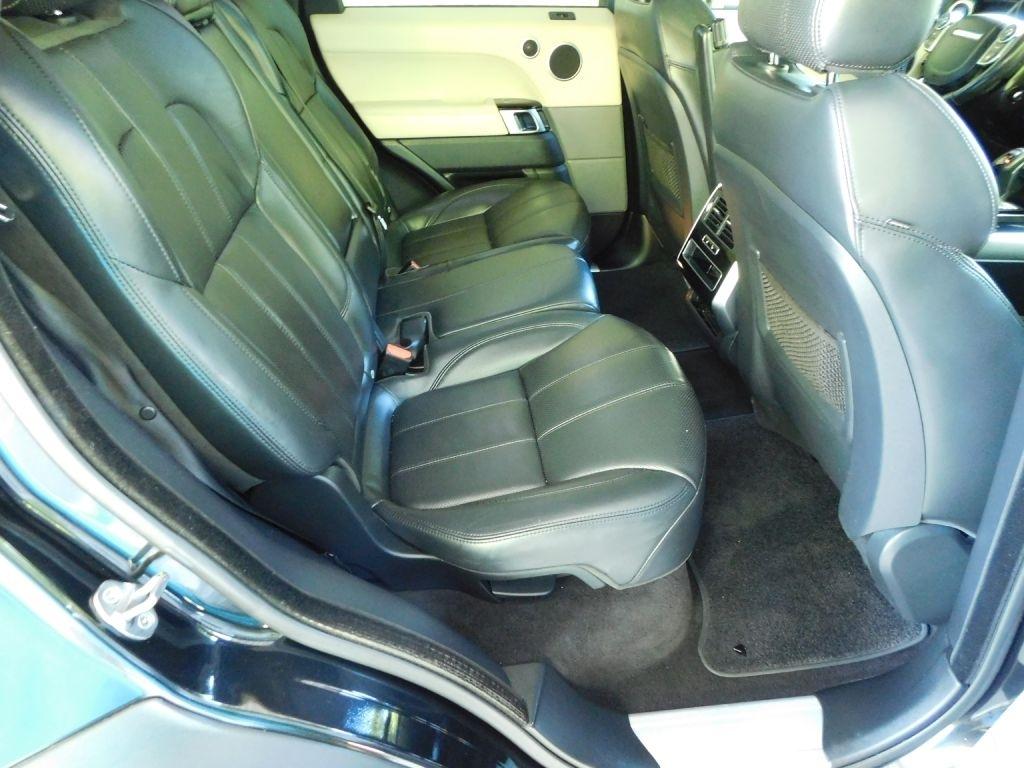 Land Rover Range Rover Sport 3.0L V6 Supercharged SE 2014