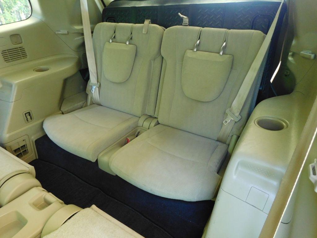Toyota Highlander Base 2WD I4 2012