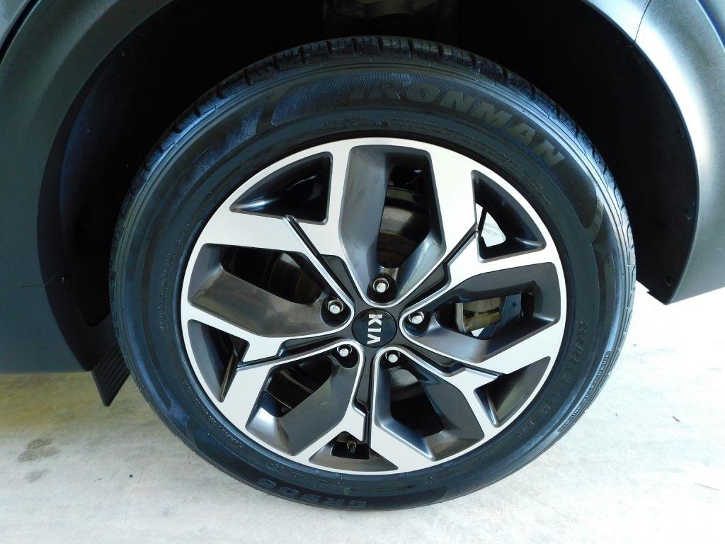 Kia Sportage EX FWD 2020