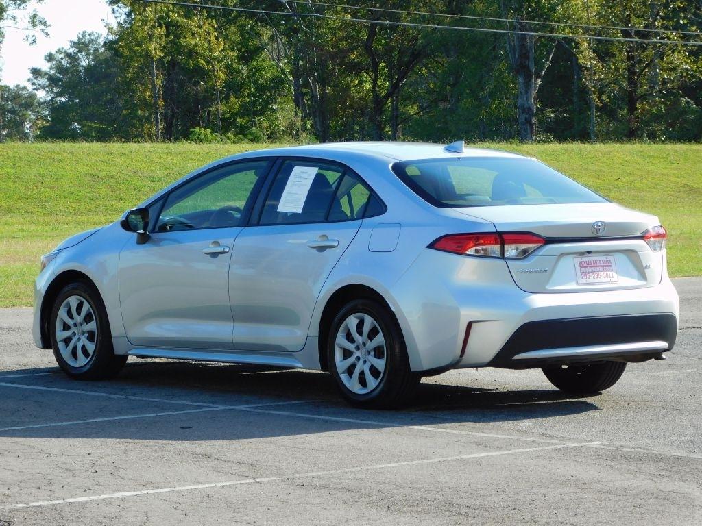 Toyota Corolla LE 2021