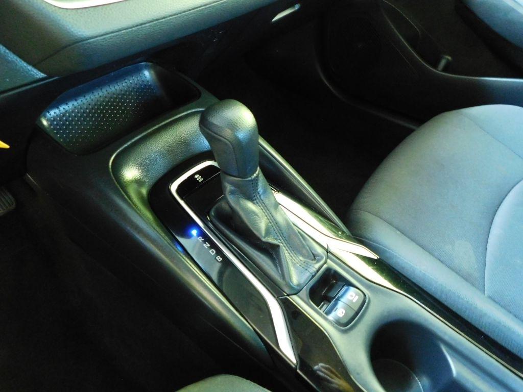 Toyota Corolla LE 2021