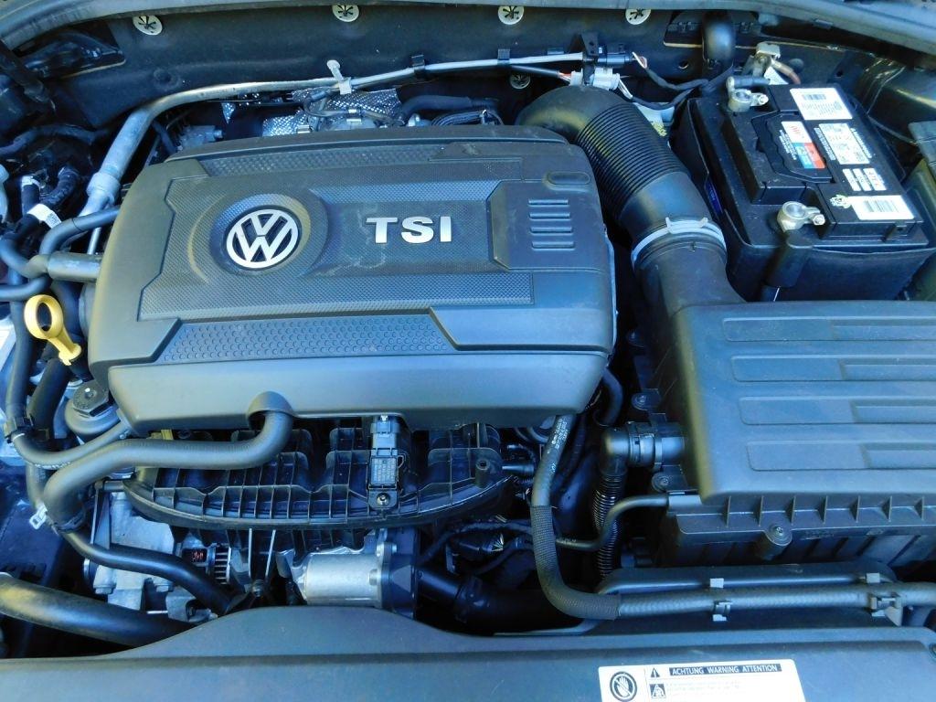 Volkswagen Golf GTI Autobahn 6M 4-Door 2018