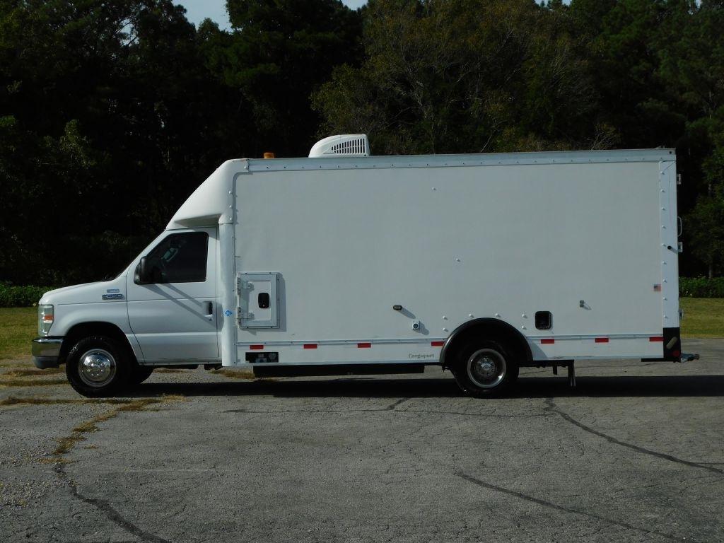 Ford Econoline E450 2015