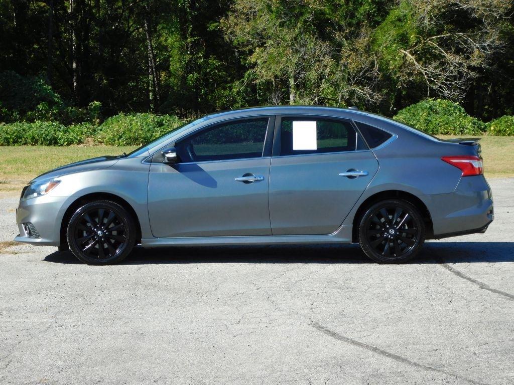 Nissan Sentra SR TURBO 6MT 2018