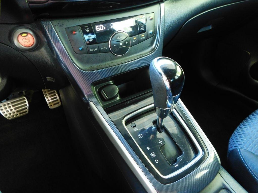 Nissan Sentra SR TURBO 6MT 2018