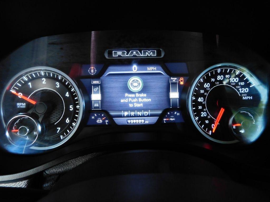 RAM 1500 Big Horn Crew Cab SWB 4WD 2019