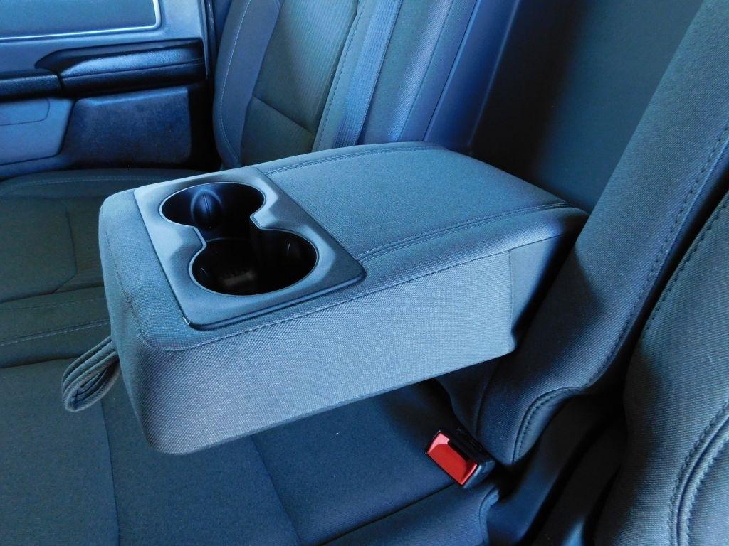 RAM 1500 Big Horn Crew Cab SWB 4WD 2019
