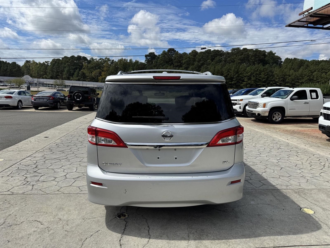 2013 Nissan Quest SL photo 4