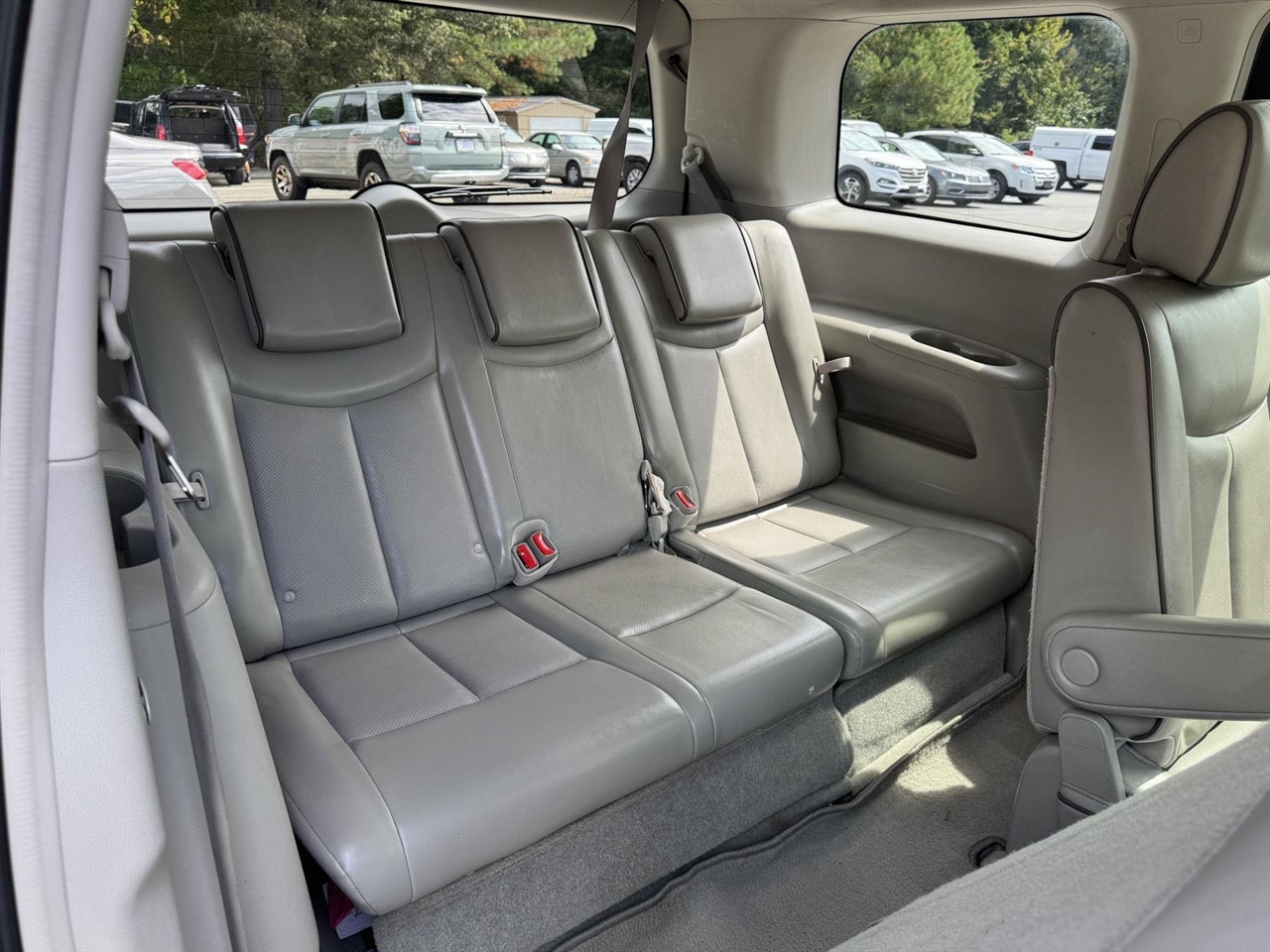 2013 Nissan Quest SL photo 8