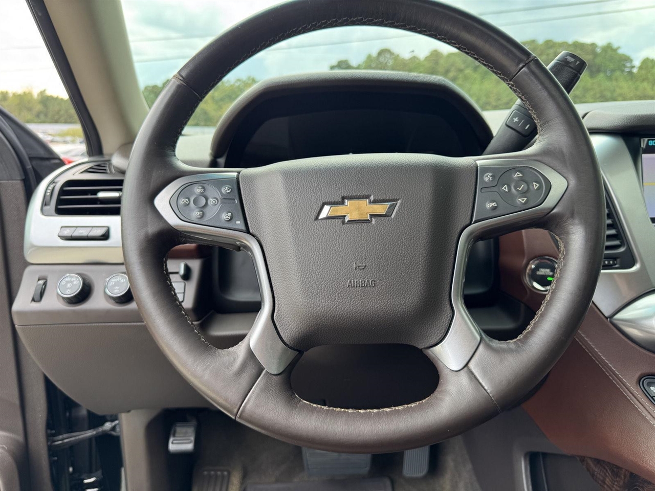 2017 Chevrolet Tahoe Premier photo 3