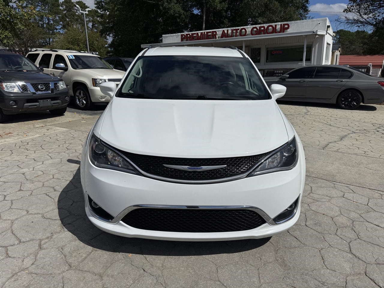 2020 Chrysler Pacifica Touring Plus photo 20