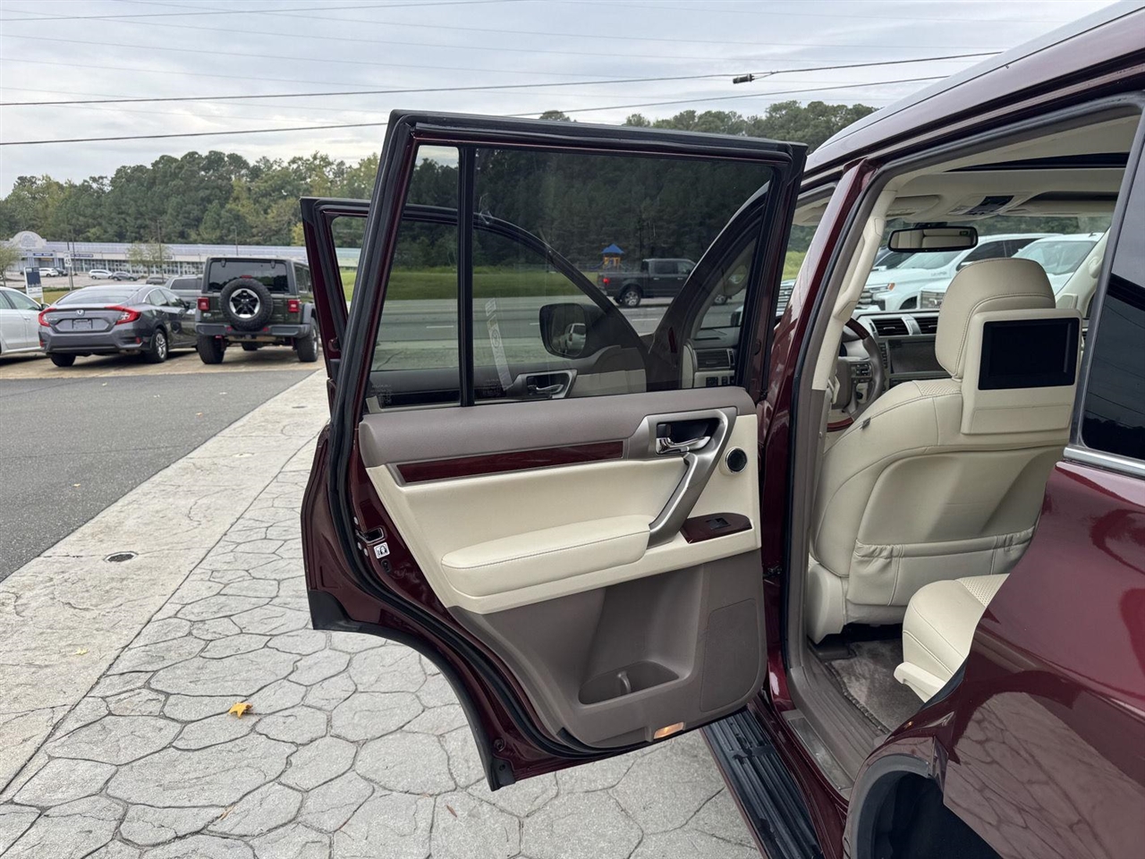 2015 Lexus GX 460 Luxury photo 10