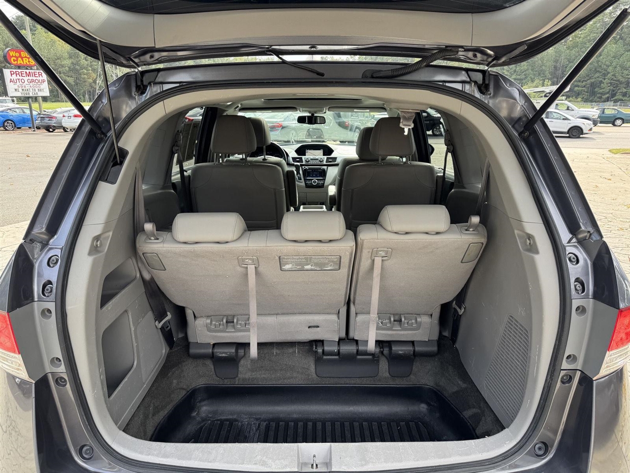 2016 Honda Odyssey EX-L photo 11
