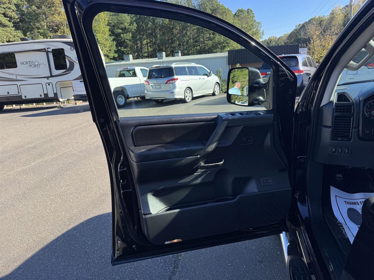 Nissan Titan SL Crew Cab 4WD 2014