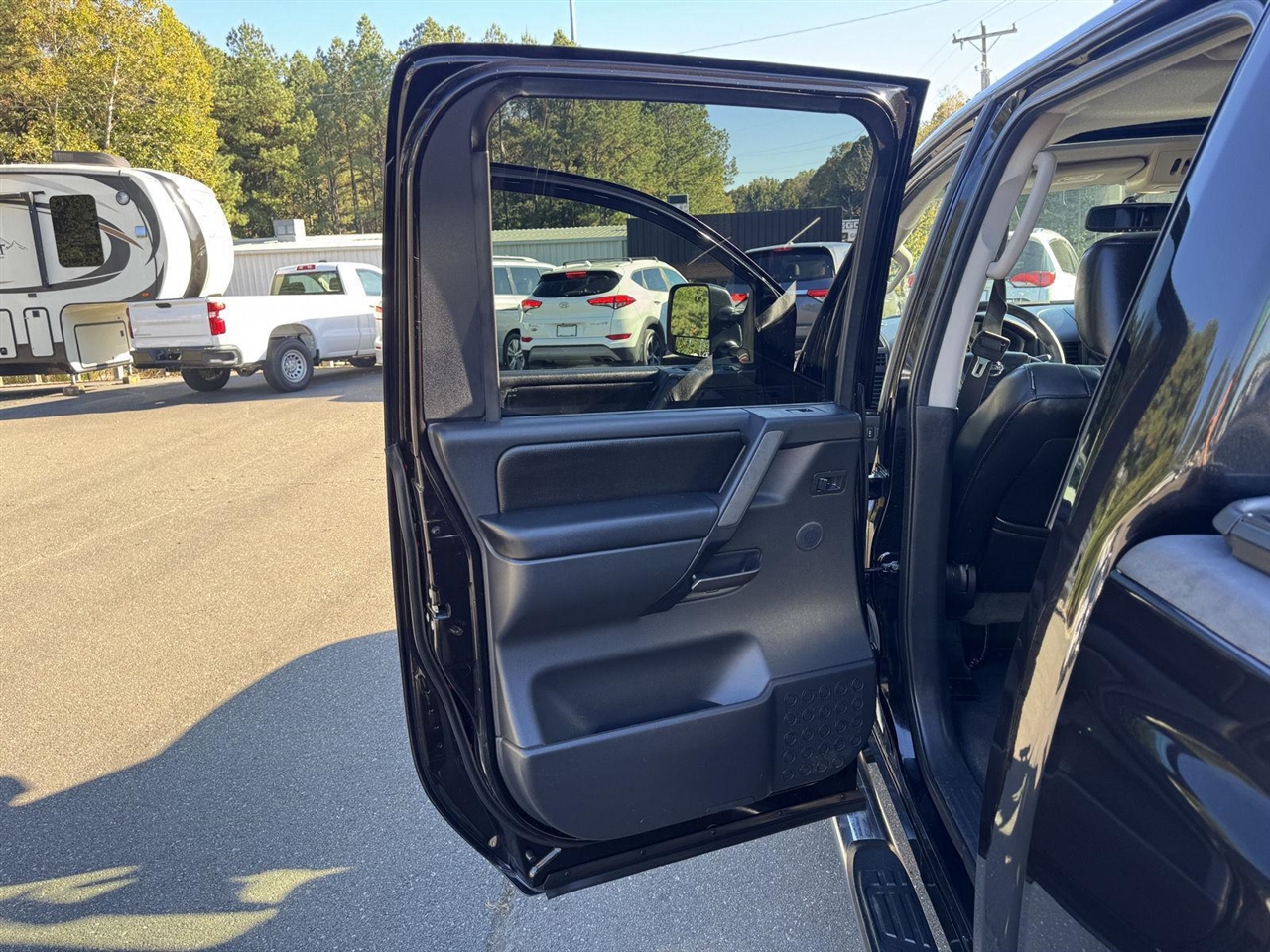 Nissan Titan SL Crew Cab 4WD 2014