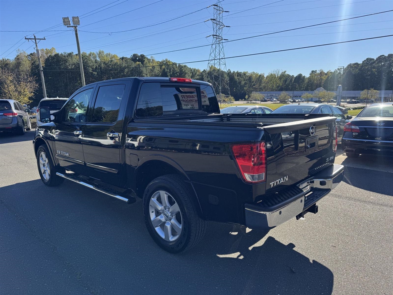 Nissan Titan SL Crew Cab 4WD 2014