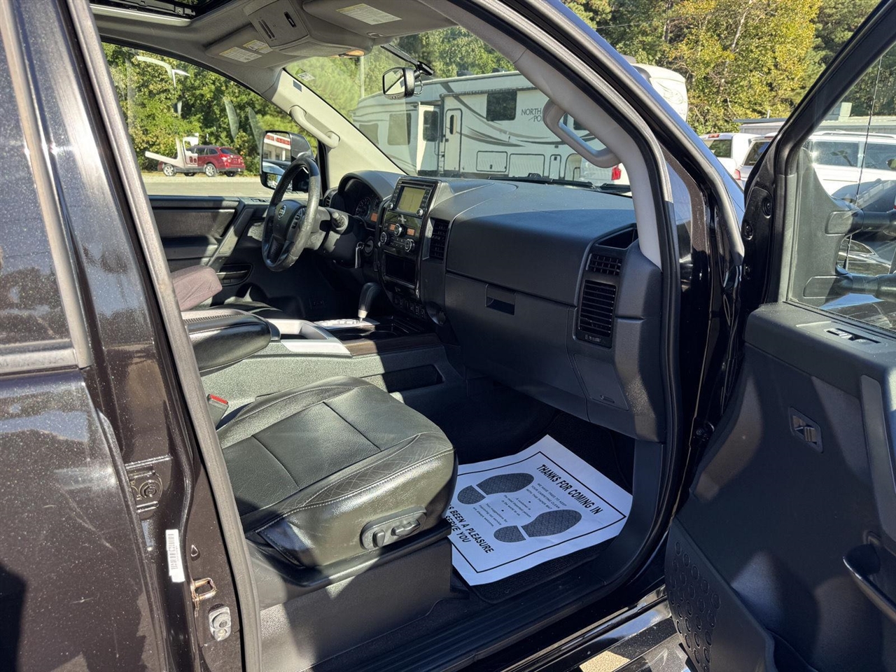Nissan Titan SL Crew Cab 4WD 2014