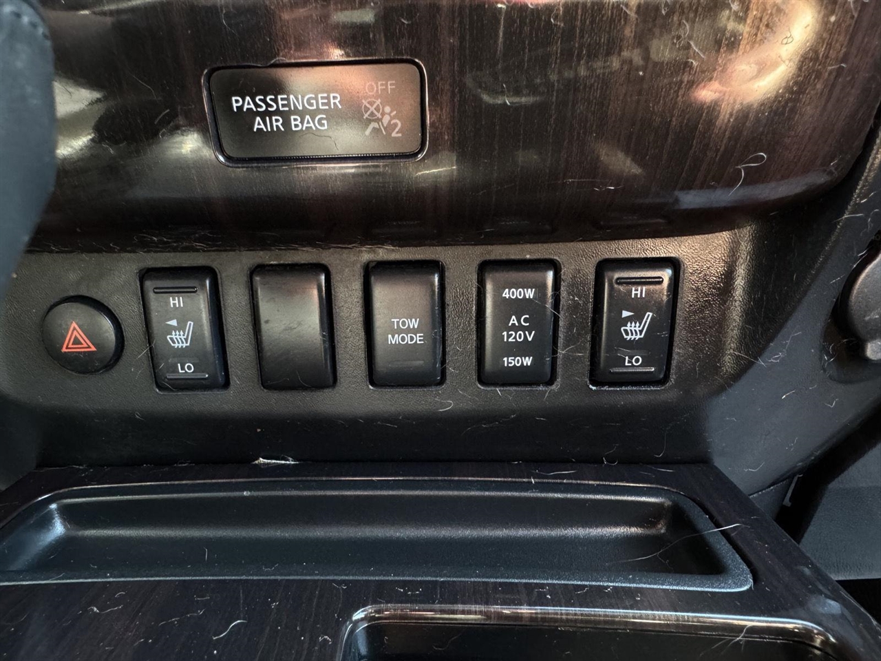 Nissan Titan SL Crew Cab 4WD 2014