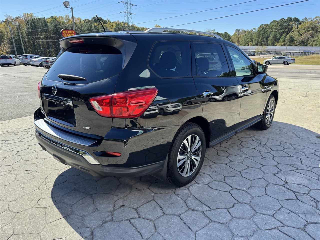 Nissan Pathfinder S 4WD 2017