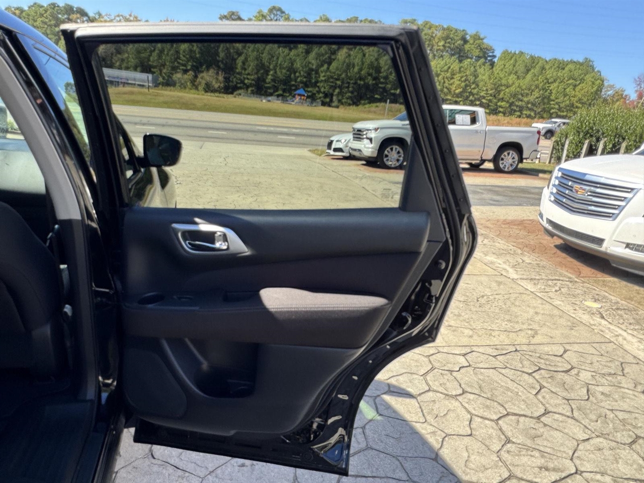 Nissan Pathfinder S 4WD 2017