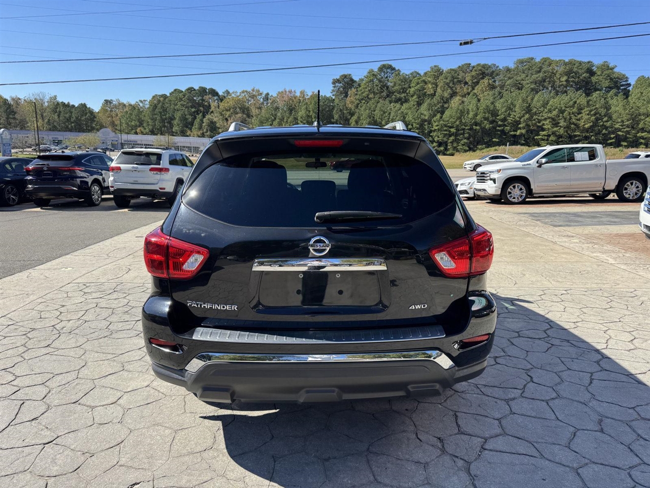 Nissan Pathfinder S 4WD 2017