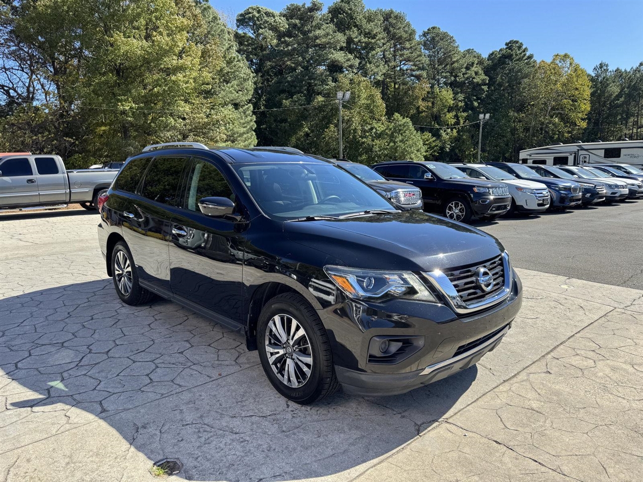 Nissan Pathfinder S 4WD 2017