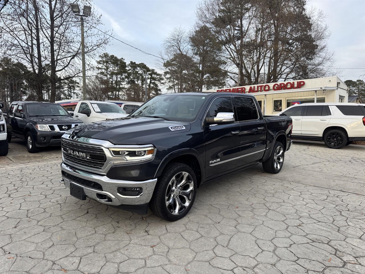 2019 RAM 1500 Limited Crew Cab SWB 4WD