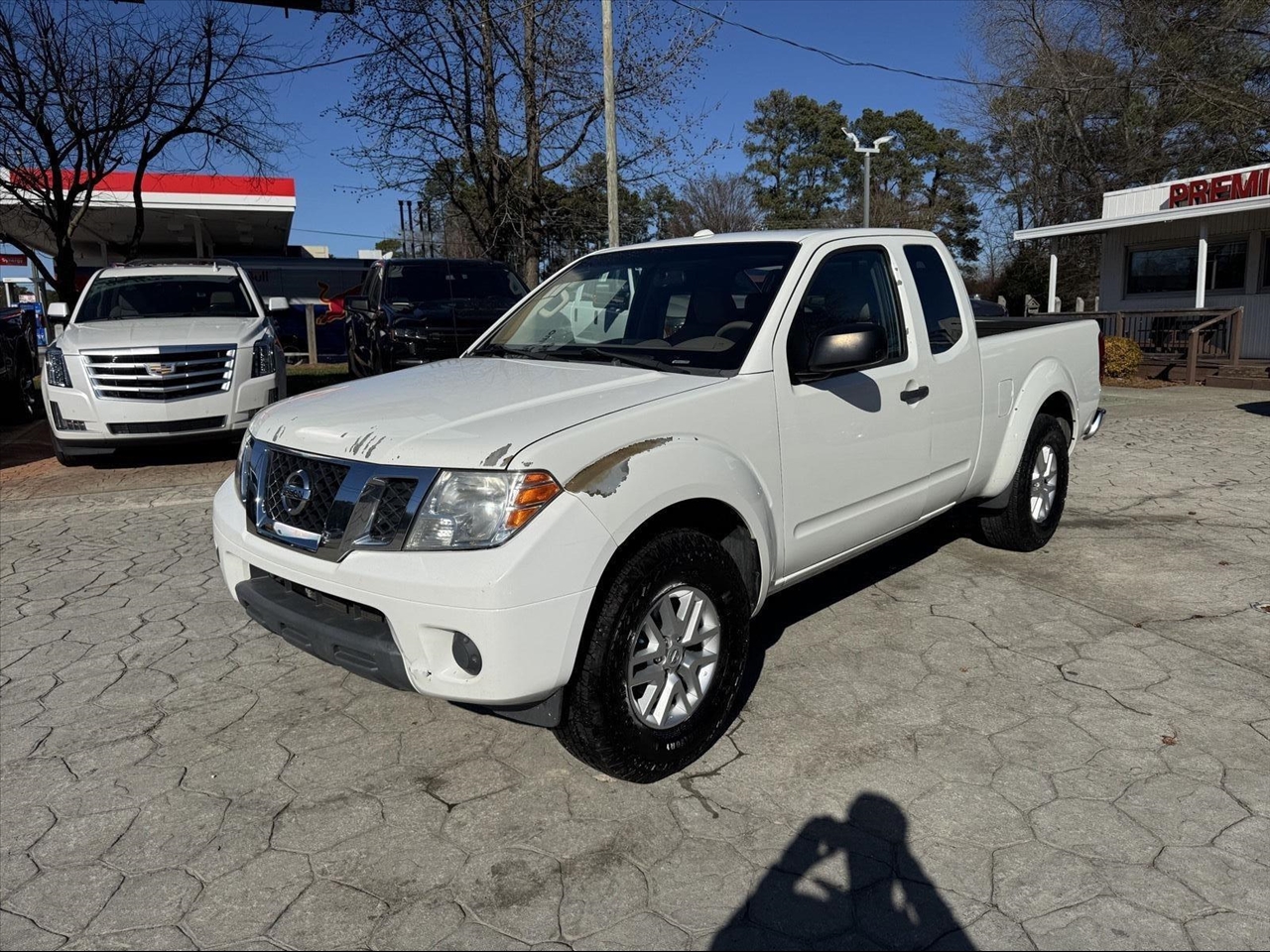 2016 Nissan Frontier SV's photo