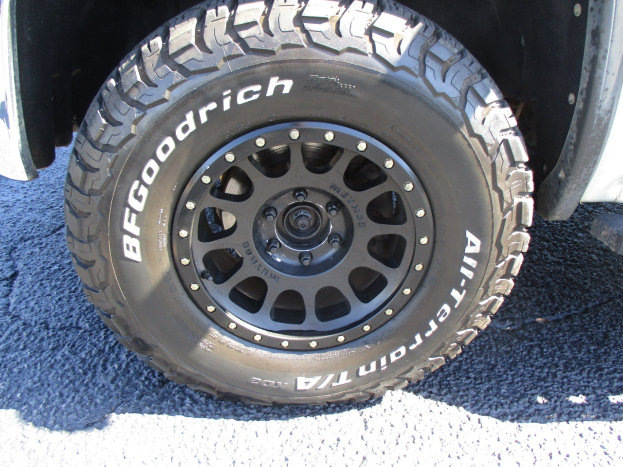 GMC Sierra 1500 4WD Crew Cab 143.5" SLT 2014 GMC Sierra 1500 4WD Crew Cab 143.5" SLT 2014