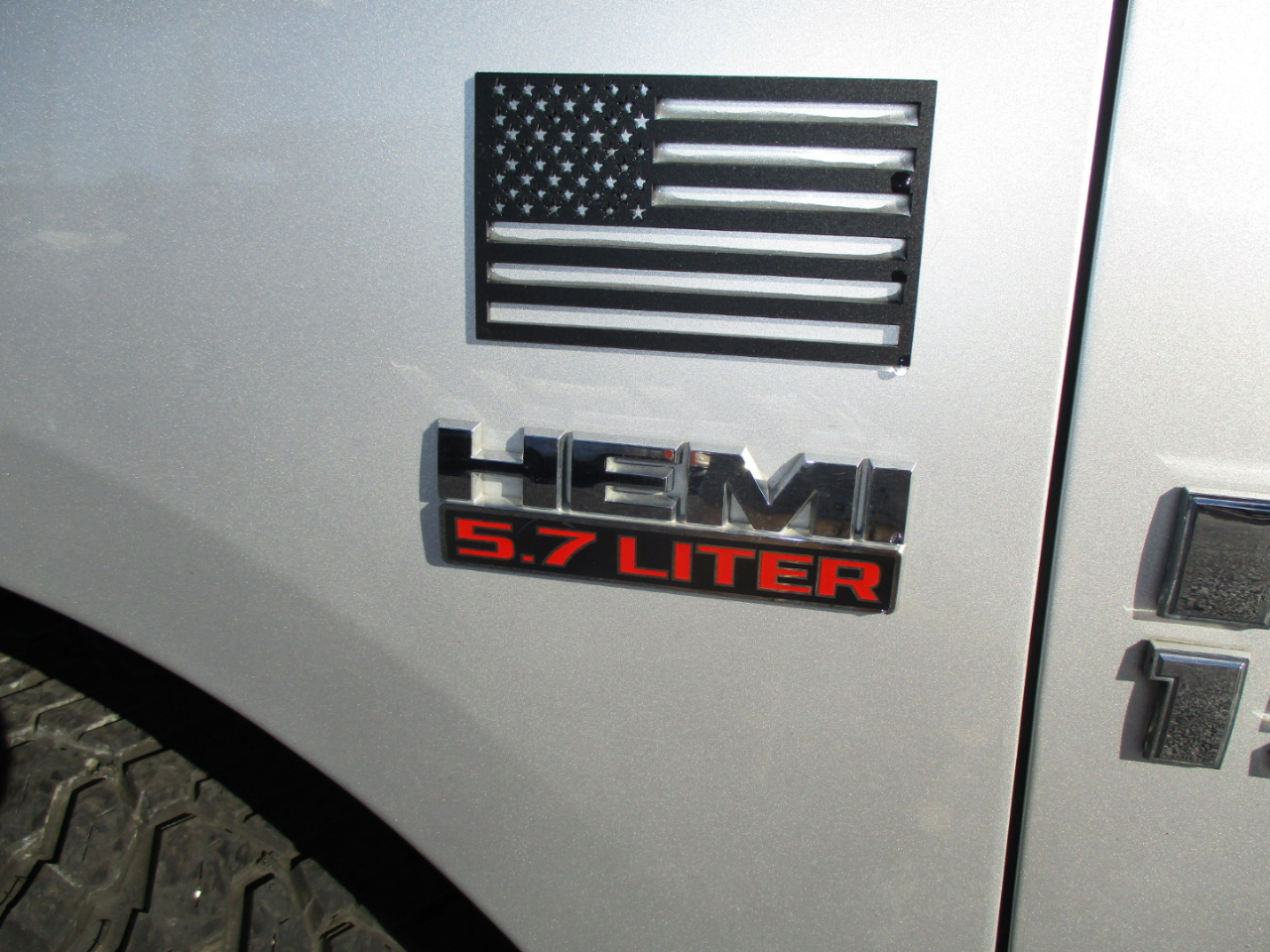 RAM 1500 Big Horn 4x4 Crew Cab 5'7" Box 2018