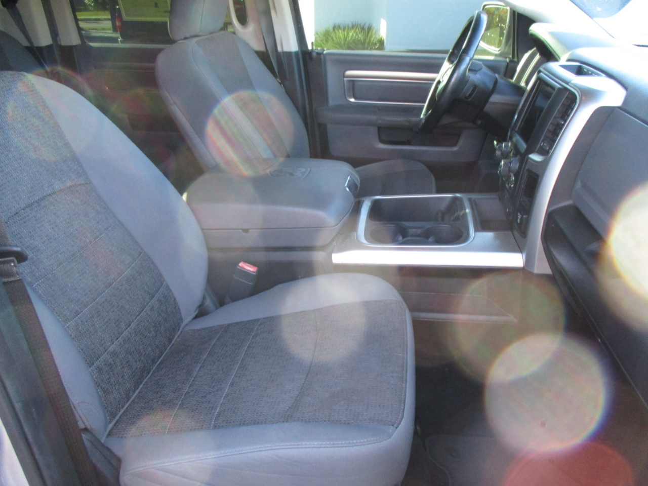 RAM 1500 Big Horn 4x4 Crew Cab 5'7" Box 2018