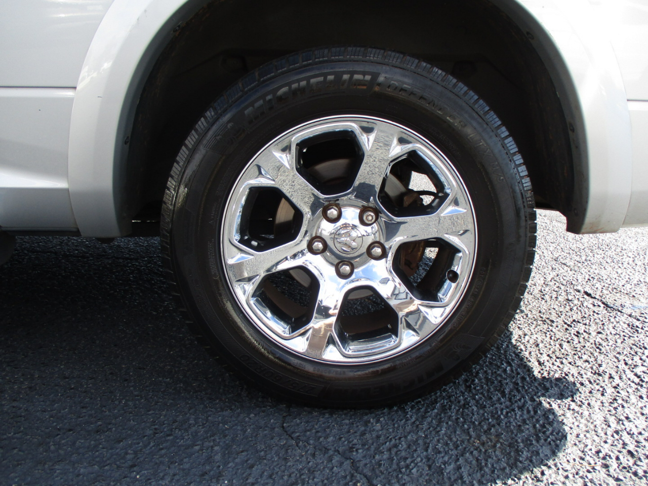 RAM 1500 Laramie 4x4 Crew Cab 5'7" Box 2017